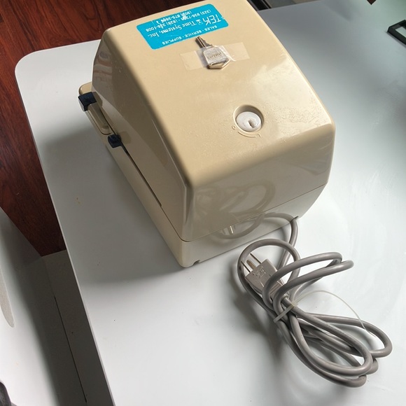 Used Amano NS-5000 electric time stamp w/original key. Works great! - Picture 4 of 10